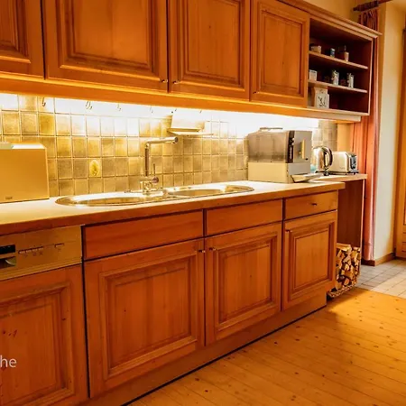 Gori Boutique - Tirol Apartment Reutte